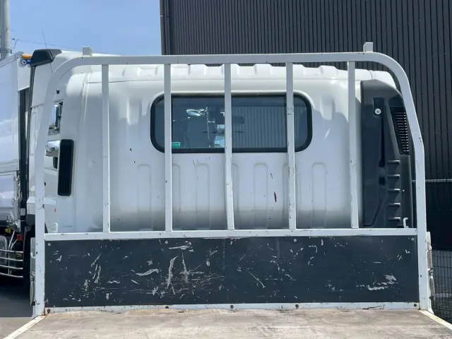 いすゞ エルフ 2PG-NPS88AR(4WD)の写真19