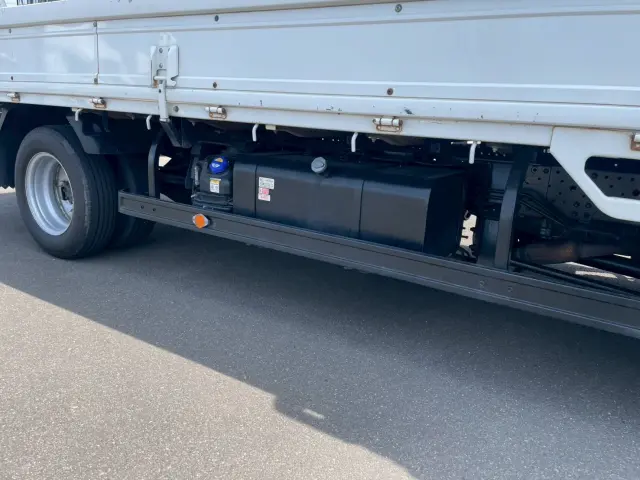 いすゞ エルフ 2PG-NPS88AR(4WD)の写真21