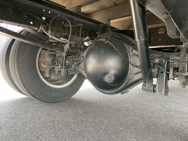 いすゞ エルフ 2PG-NPS88AR(4WD)の写真22