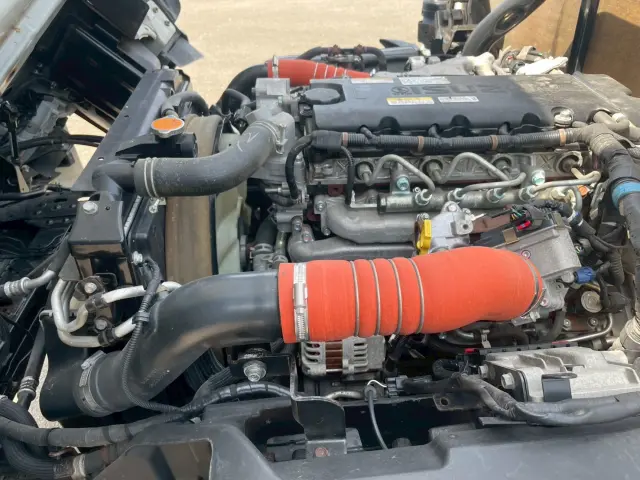 いすゞ エルフ 2PG-NPS88AR(4WD)の写真25