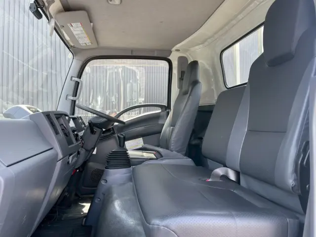 いすゞ エルフ 2PG-NPS88AR(4WD)の写真35