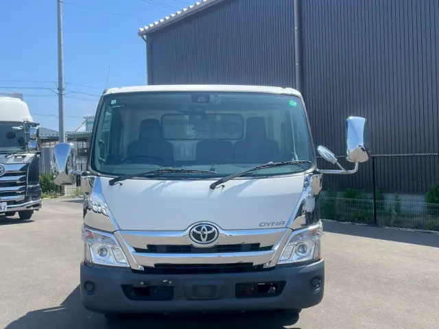 トヨタ ダイナ 2RG-XZU700(2WD)の写真2