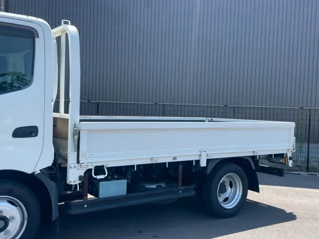 トヨタ ダイナ 2RG-XZU700(2WD)の写真7