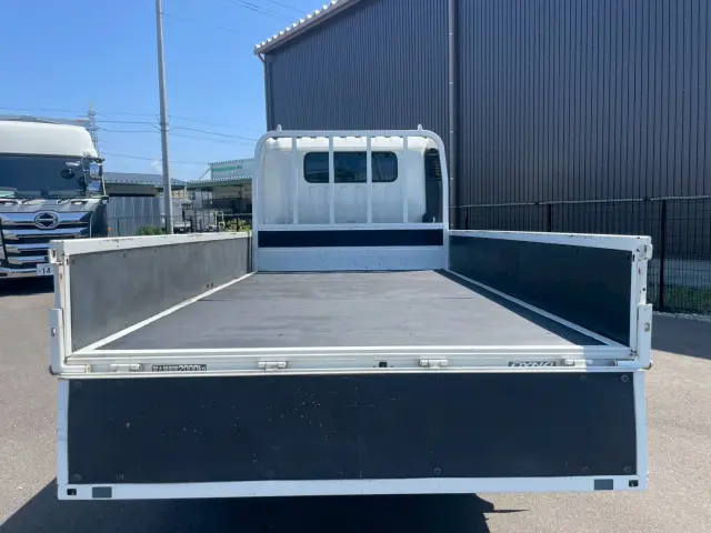 トヨタ ダイナ 2RG-XZU700(2WD)の写真9