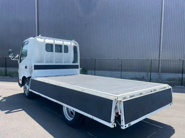 トヨタ ダイナ 2RG-XZU700(2WD)の写真13