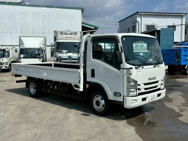 いすゞ エルフ 2PG-NPS88AR(4WD)の写真3