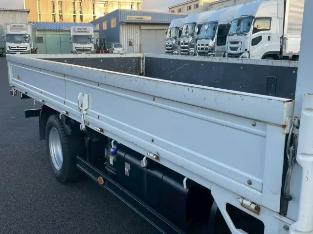 いすゞ エルフ 2PG-NPS88AR(4WD)の写真10