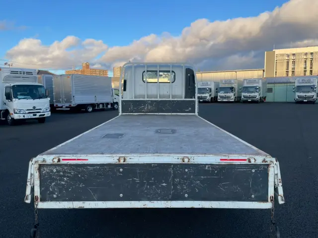 いすゞ エルフ 2PG-NPS88AR(4WD)の写真16