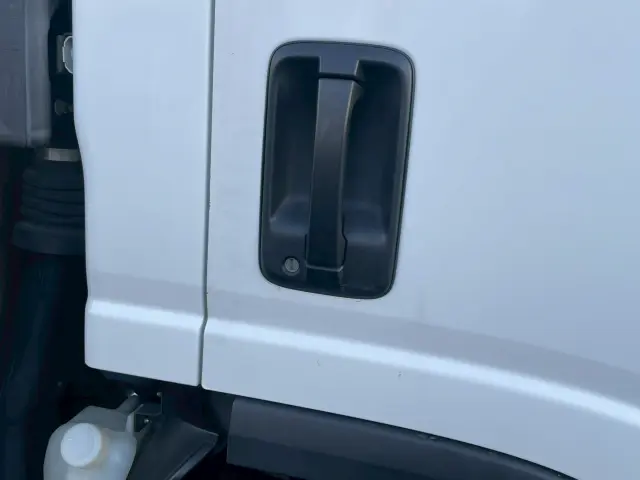 いすゞ エルフ 2PG-NPS88AR(4WD)の写真22