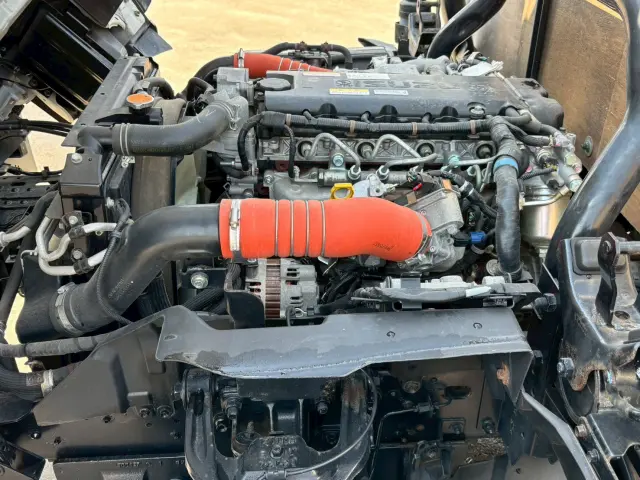 いすゞ エルフ 2PG-NPS88AR(4WD)の写真23