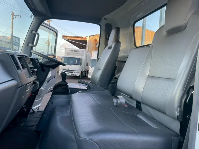 いすゞ エルフ 2PG-NPS88AR(4WD)の写真35