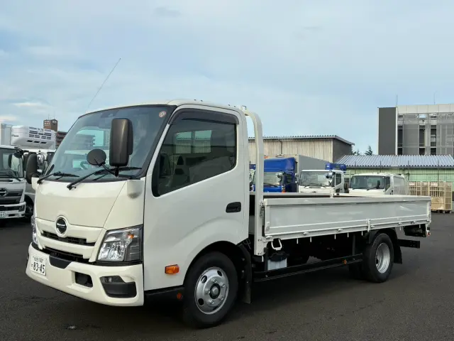 日野 デュトロ 2WG-XZU713M(2WD)の写真1
