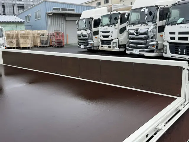 日野 デュトロ 2WG-XZU713M(2WD)の写真12