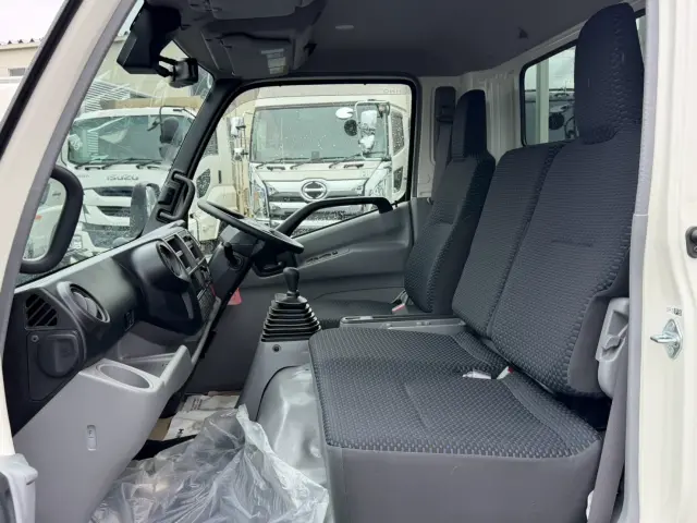 日野 デュトロ 2WG-XZU713M(2WD)の写真27