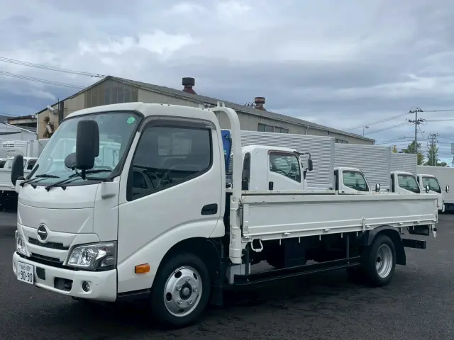 日野 デュトロ 2KG-XZU655M(2WD)の写真1