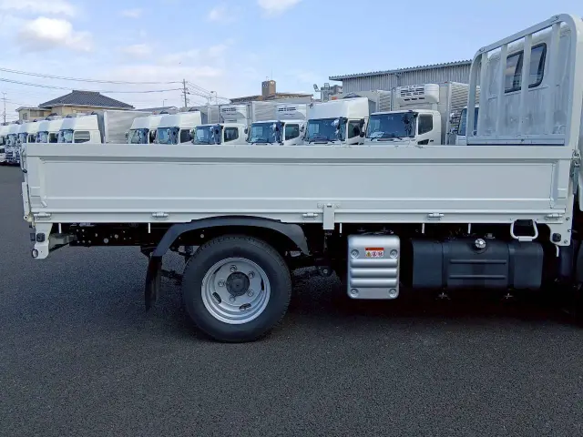 日野 デュトロ 2RG-XZU605M(2WD)の写真9