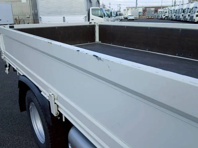 日野 デュトロ 2RG-XZU605M(2WD)の写真20