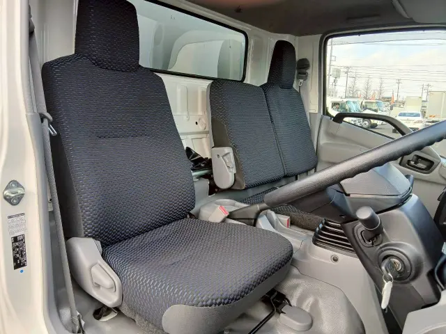 日野 デュトロ 2RG-XZU605M(2WD)の写真40
