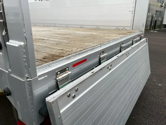 三菱 スーパーグレート 2PG-FS70HZ(8x4)の写真19