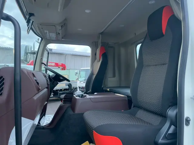 日野 レンジャー 2KG-FE2ACA(2WD)の写真34