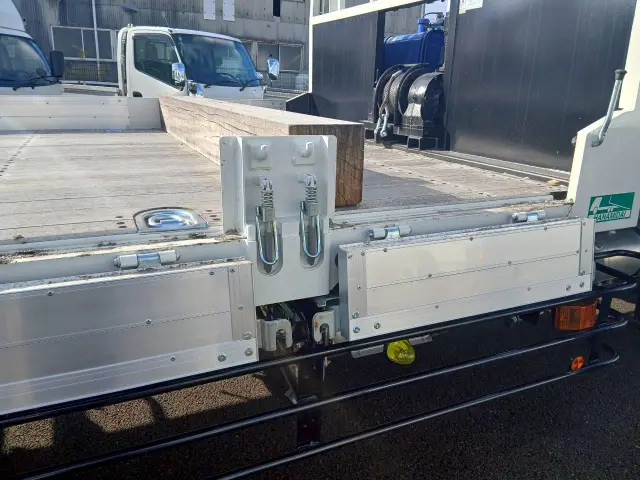 日野 レンジャー 2KG-FE2ACA(2WD)の写真26