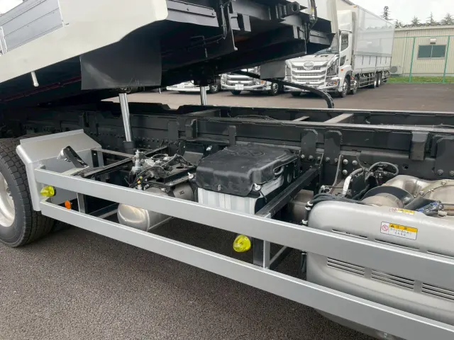 日野 プロフィア 2DG-FW1AHC(8x4)の写真13