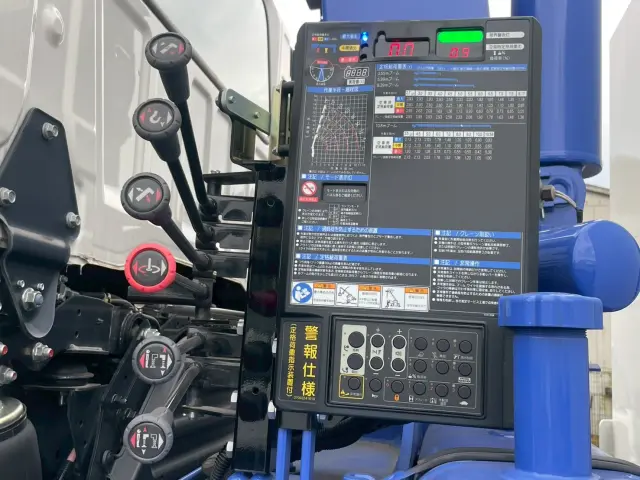 日野 プロフィア 2DG-FW1AHC(8x4)の写真22