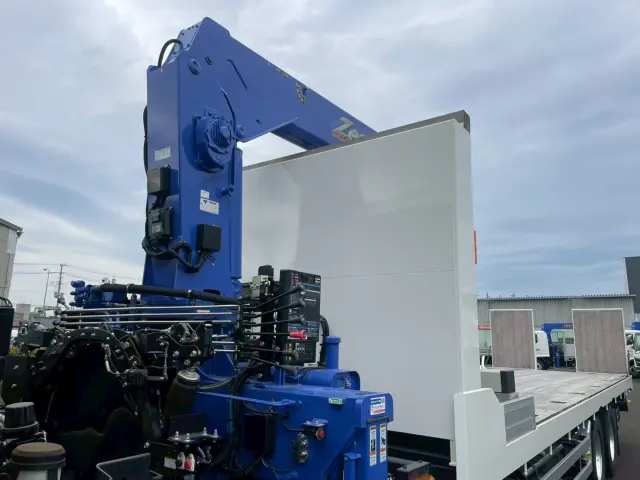 日野 プロフィア 2DG-FW1AHC(8x4)の写真24