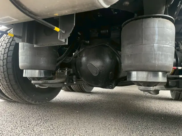 日野 プロフィア 2DG-FW1AHC(8x4)の写真30