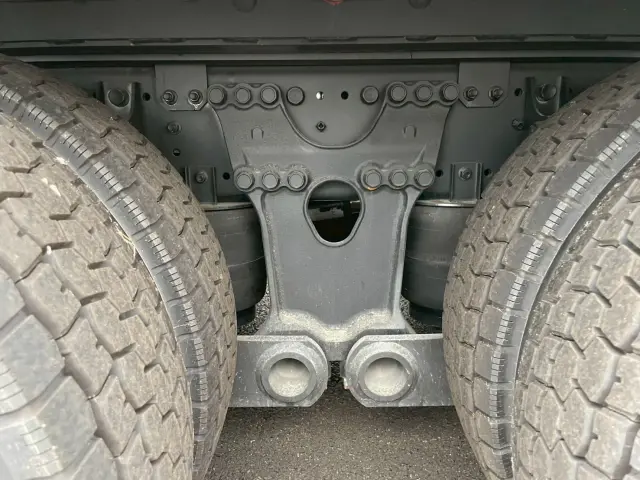 日野 プロフィア 2DG-FW1AHC(8x4)の写真31