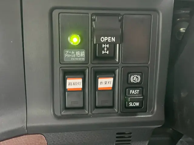 日野 プロフィア 2DG-FW1AHC(8x4)の写真42