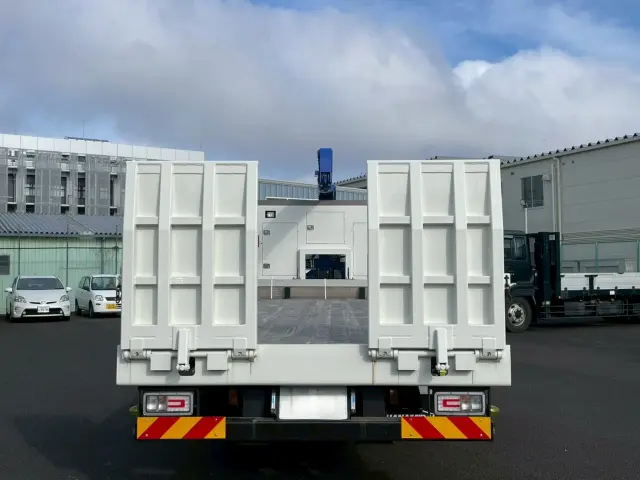 日野 プロフィア 2DG-FW1AHC(2WD)の写真5