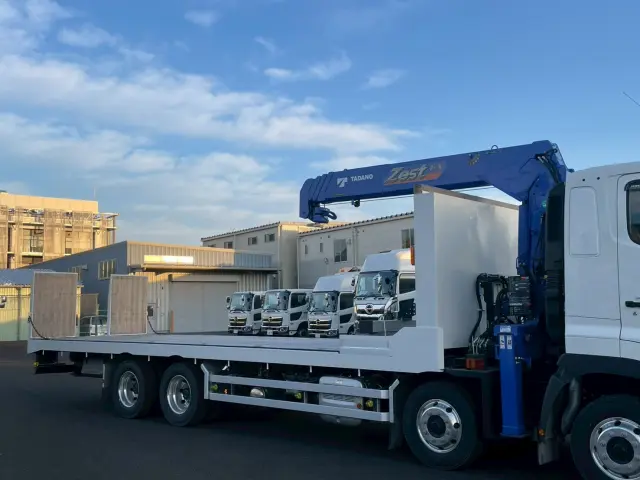 日野 プロフィア 2DG-FW1AHC(2WD)の写真11