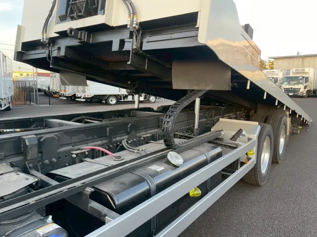 日野 プロフィア 2DG-FW1AHC(2WD)の写真16