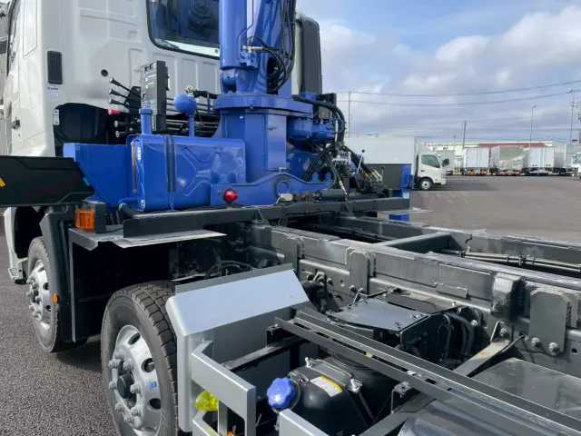 日野 プロフィア 2DG-FW1AHC(2WD)の写真19