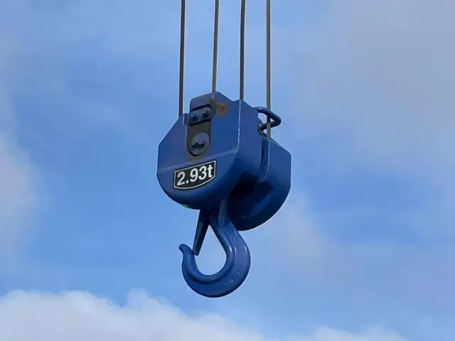 日野 プロフィア 2DG-FW1AHC(2WD)の写真23