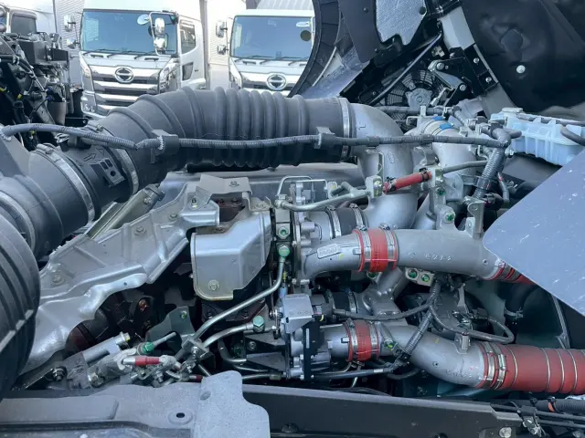 日野 プロフィア 2DG-FW1AHC(2WD)の写真39