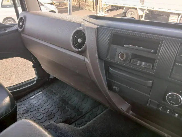 日野 レンジャー 2KG-GD2ABA(2WD)の写真47