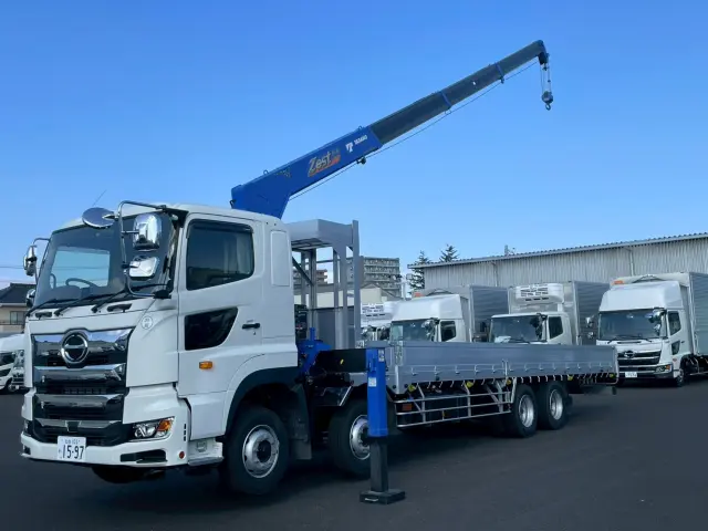 日野 プロフィア 2DG-FW1AHC(8x4)の写真1