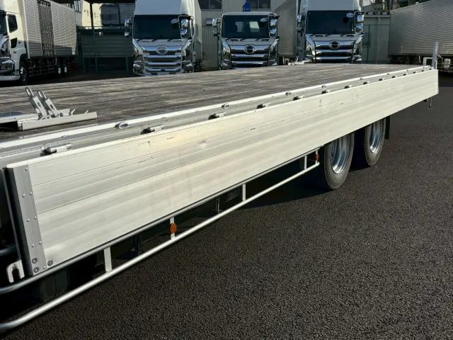 日野 プロフィア 2DG-FW1AHC(8x4)の写真16