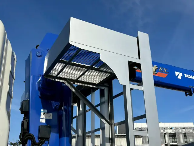 日野 プロフィア 2DG-FW1AHC(8x4)の写真22