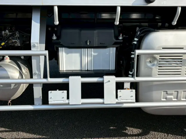 日野 プロフィア 2DG-FW1AHC(8x4)の写真33