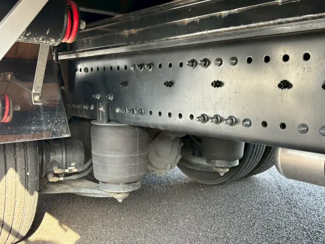 日野 プロフィア 2DG-FW1AHC(8x4)の写真34