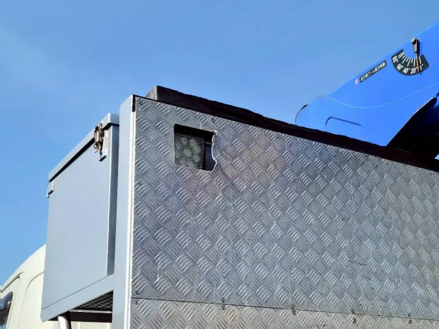 日野 レンジャー 2KG-FE2ABA(2WD)の写真24