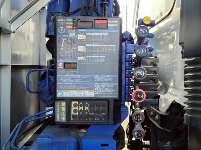 日野 レンジャー 2KG-FE2ABA(2WD)の写真28