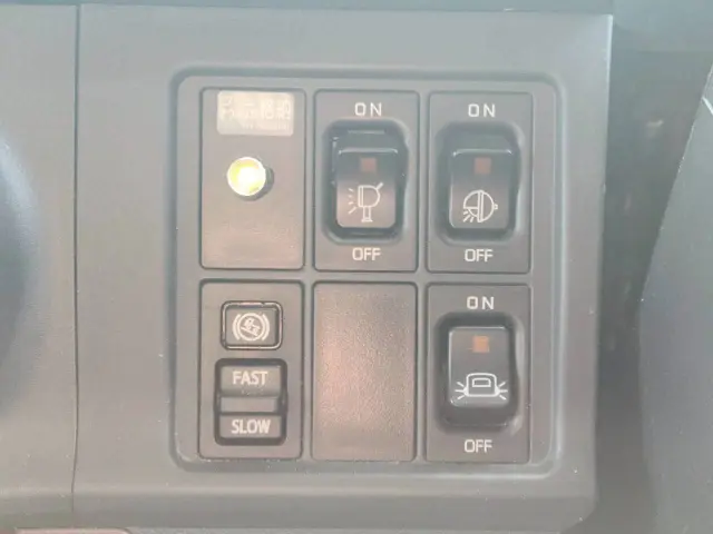 日野 レンジャー 2KG-FE2ABA(2WD)の写真47