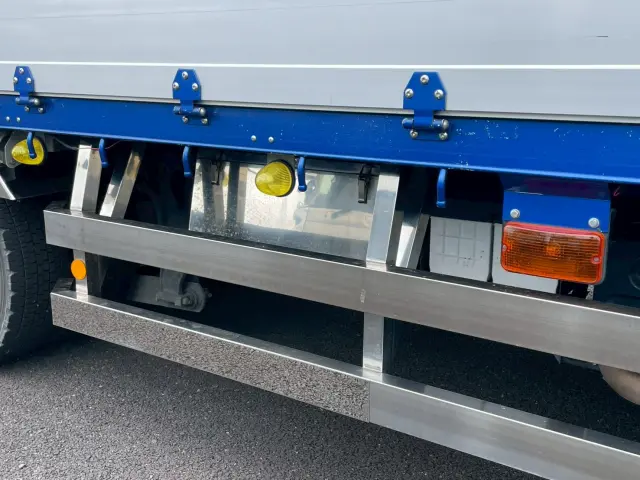 いすゞ フォワード 2RG-FTR90V2(2WD)の写真29