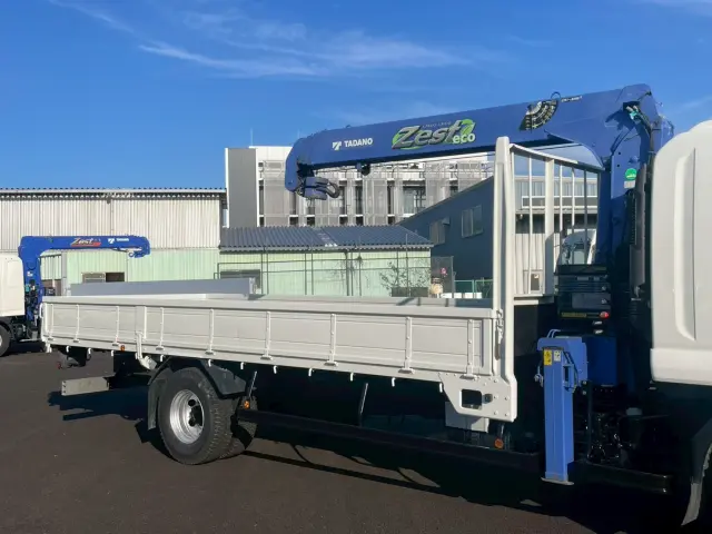 いすゞ フォワード TKG-FRR90S2(2WD)の写真9