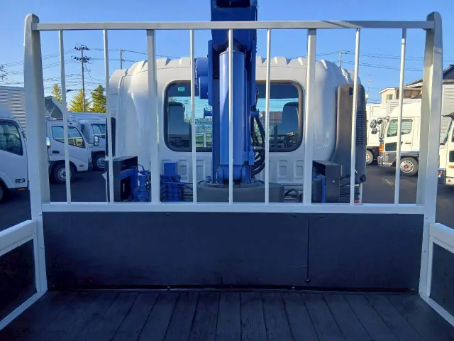 いすゞ フォワード TKG-FRR90S2(2WD)の写真15