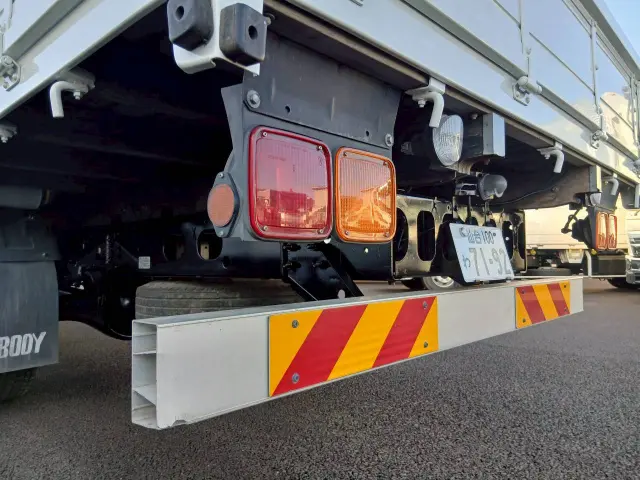 いすゞ フォワード TKG-FRR90S2(2WD)の写真22